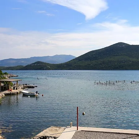 Apartman By The Sea Zuronja - Peljesac - 10123
